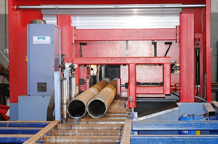 Trezzi Tubi steel pipes cut